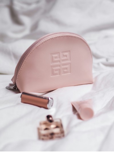 wholesale cosmetic bag manufacturer