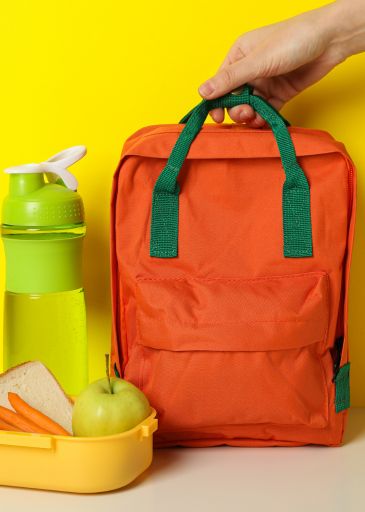 we are one of the most popular private label lunch bag manufacturers