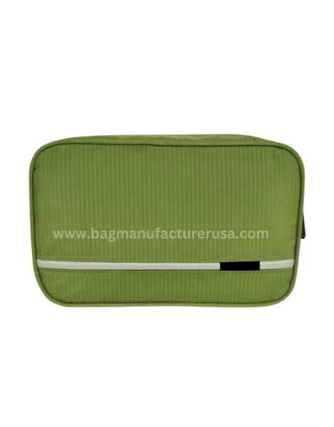wholesale green outdoor hanging wash bag with zipper