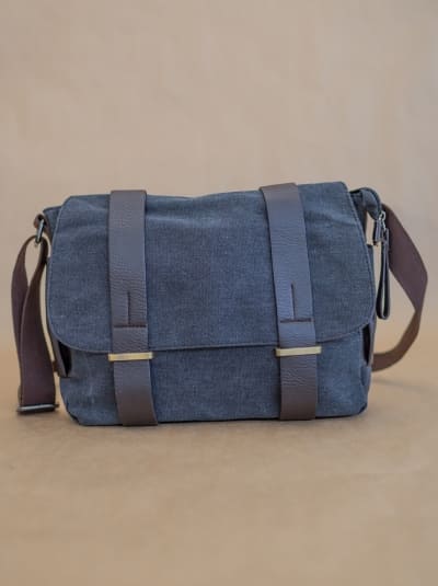 wholesale messenger bags in Florida