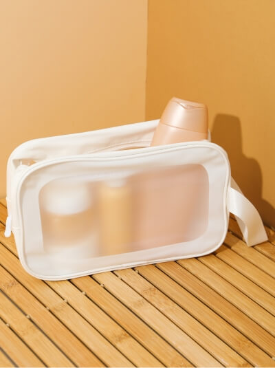 wholesale toiletry bags in spain