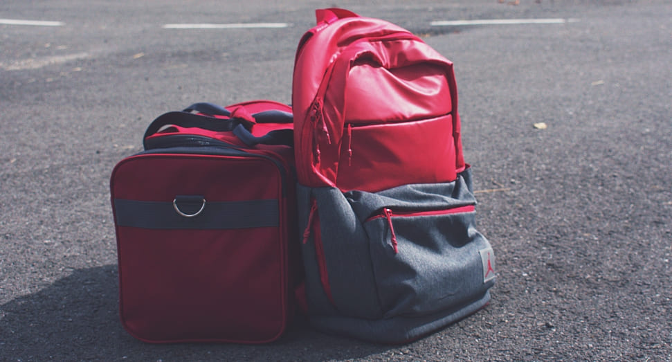 unbranded bags supplier in france